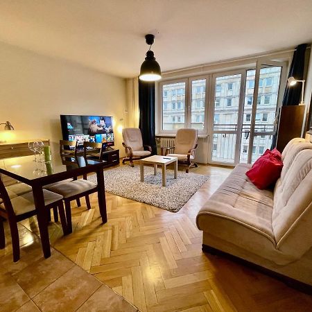 Raven Metro Fast Wifi 70'Tv Netflix Hbomax Appletv Apartment Warsaw Ngoại thất bức ảnh