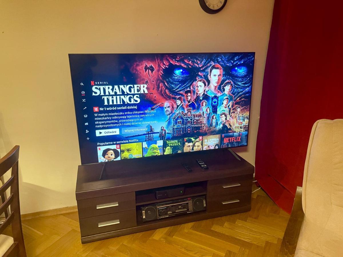 Raven Metro Fast Wifi 70'Tv Netflix Hbomax Appletv Apartment Warsaw Ngoại thất bức ảnh