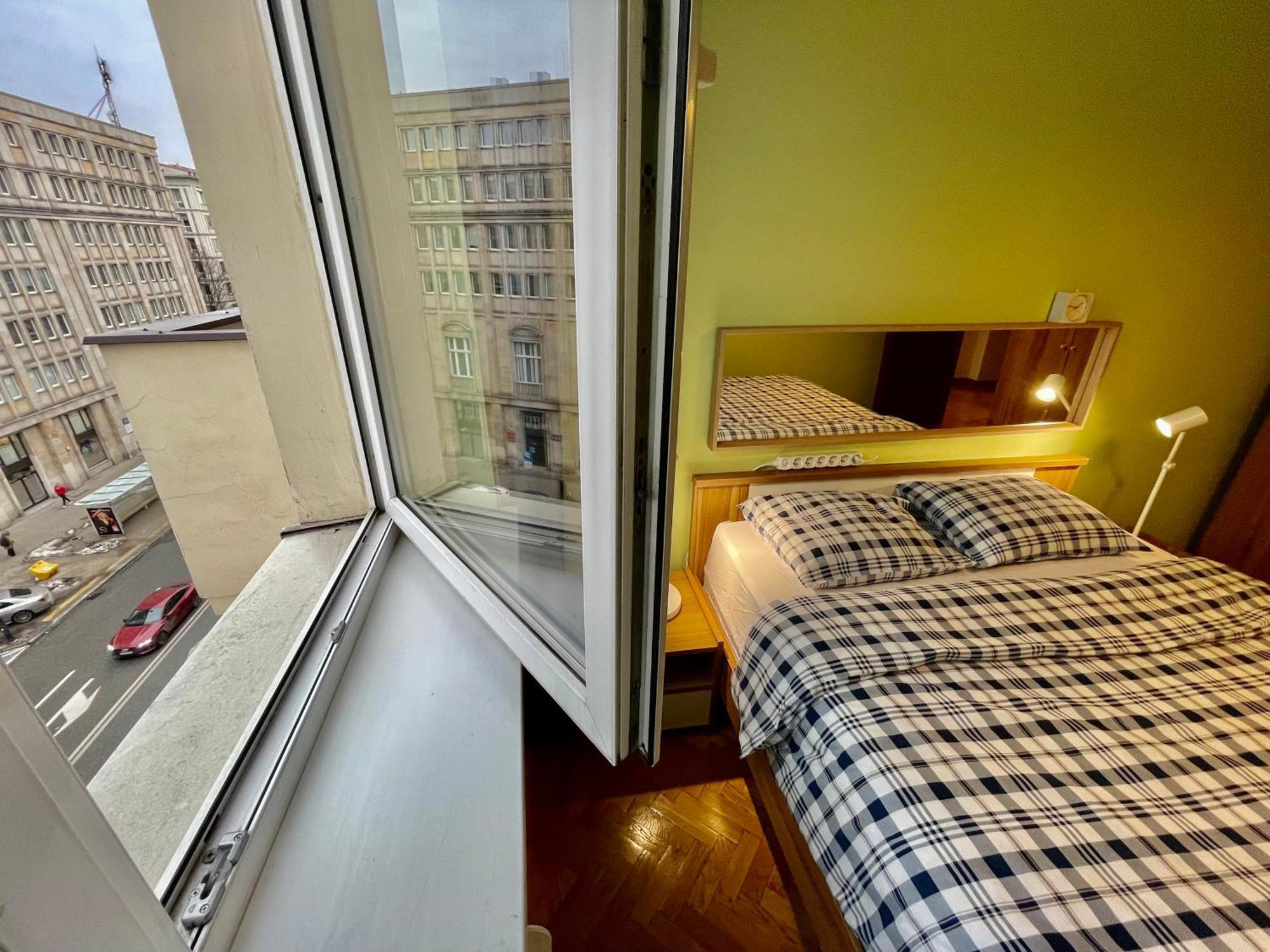 Raven Metro Fast Wifi 70'Tv Netflix Hbomax Appletv Apartment Warsaw Ngoại thất bức ảnh